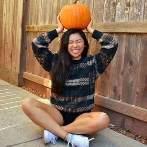 Meet your Posher, Nealah